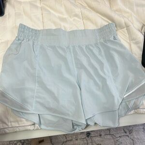 Lululemon hotty hot shorts size 10 4”